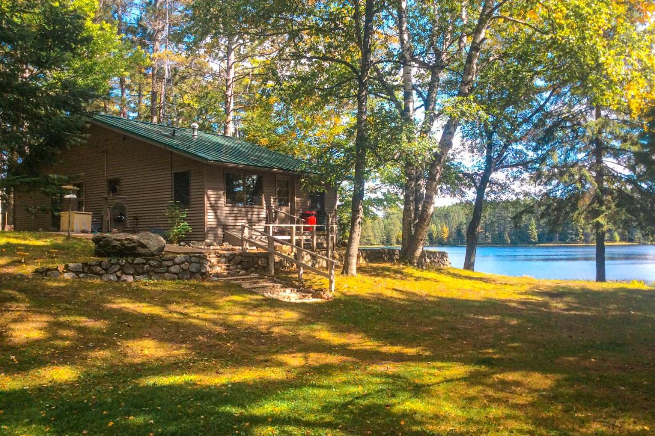 Hotter'S Cabin Sayner Exterior photo