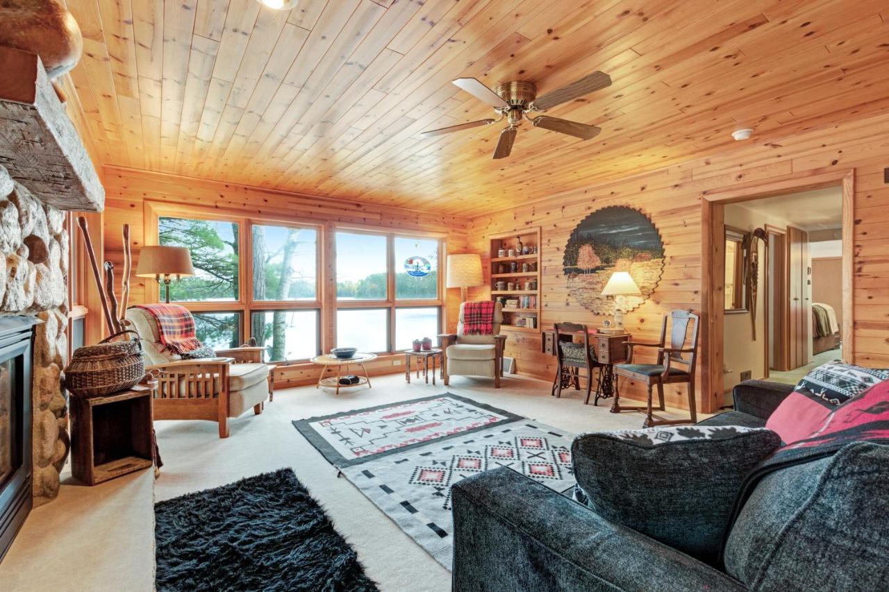 Hotter'S Cabin Sayner Exterior photo