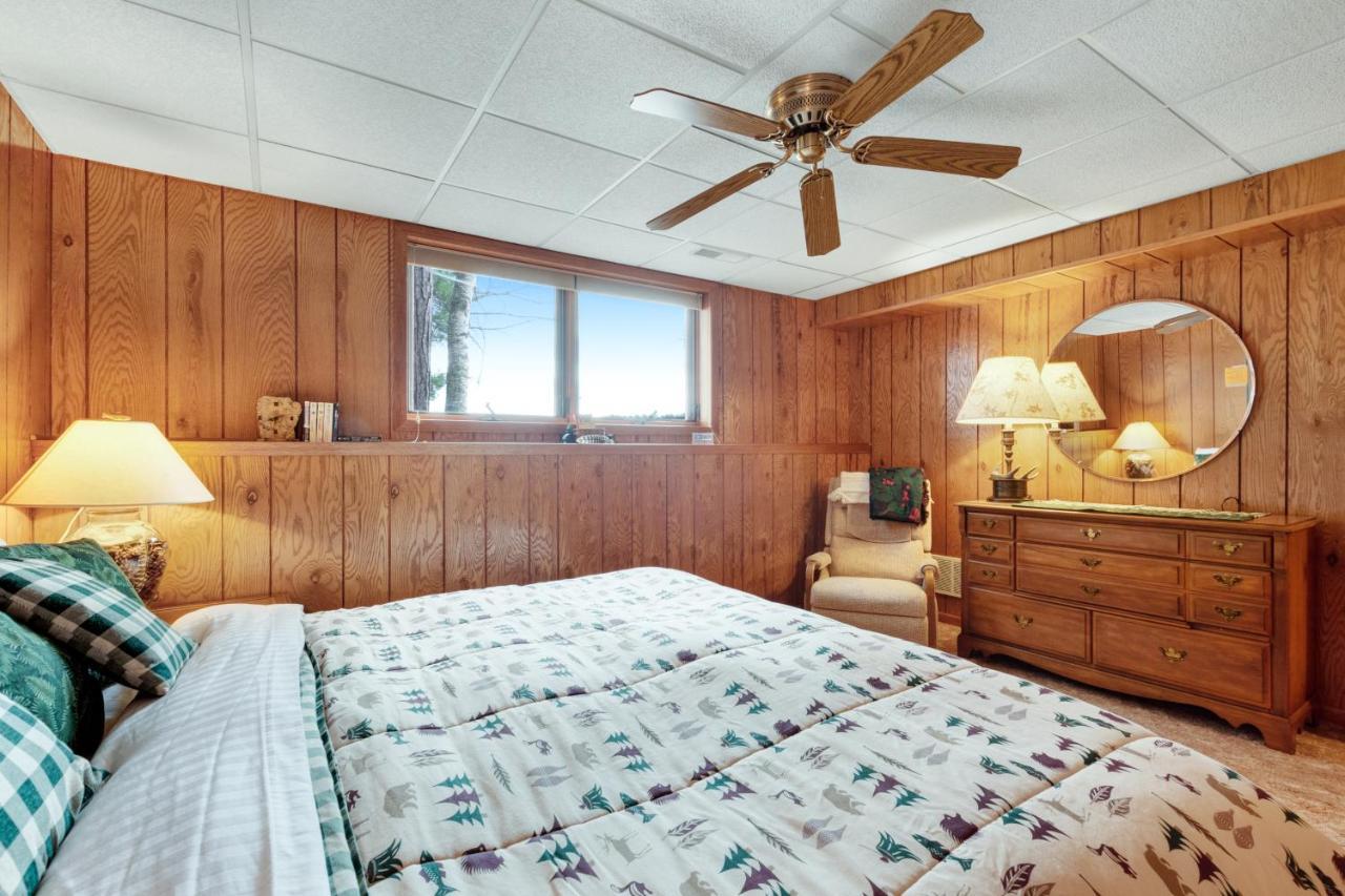 Hotter'S Cabin Sayner Exterior photo